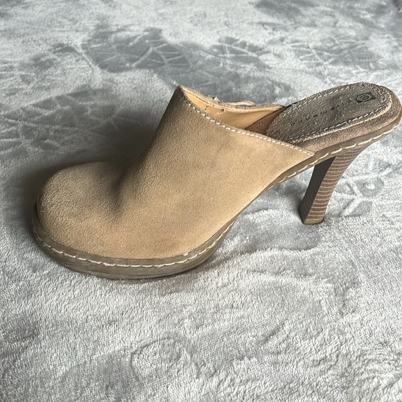 Women’s ellemenno leather slide on high heal. Size 8.5 - Picture 10 of 10